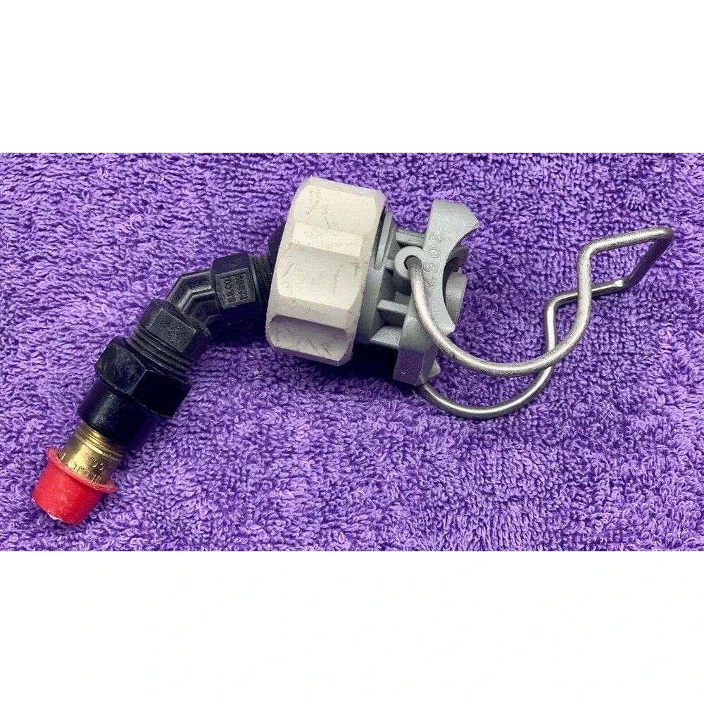 Clip On 3PC Spray Nozzle Garden Center for‎ Automatic Watering Systems / 4 PACK